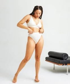 RICHER POORER SPRING '22 HIGH CUT BRIEF BONE