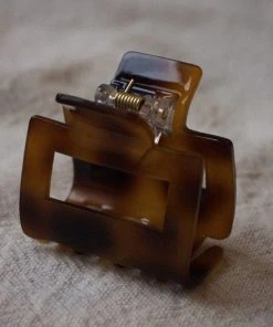 PIPE AND ROW NEW IN SMALL SQUARE HAIR CLAW BROWN OMBRE