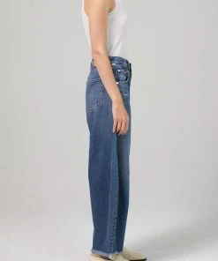 CITIZENS OF HUMANITY HORSESHOE JEAN MAGNOLIA SPRING '22 7 CITIZENS OF HUMANITY HORSESHOE JEAN MAGNOLIA SPRING '22