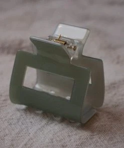 PIPE AND ROW SMALL SQUARE HAIR CLAW SEAFOAM