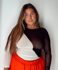 NIN STUDIO SWIRL MESH LONG SLEEVE TOP