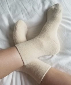 LE BON SHOPPE CLOUD SOCKS SPRING '22