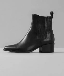 VAGABOND SHOES MARJA BLACK LEATHER BOOTS