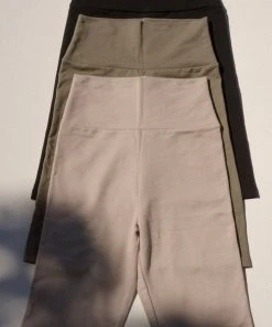 PIPE AND ROW STAPLES HIGH WAIST BIKE SHORTS ARMY