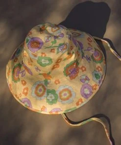 LACK OF COLOR HOLIDAY BUCKET HAT RETRO FLORAL