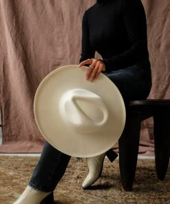 LACK OF COLOR MELODIC FEDORA IVORY