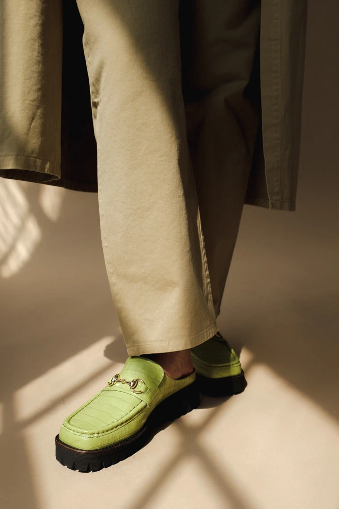 INTENTIONALLY BLANK SPRING '22 KOWLOON LOAFER APPLE 2 INTENTIONALLY BLANK SPRING '22 KOWLOON LOAFER APPLE