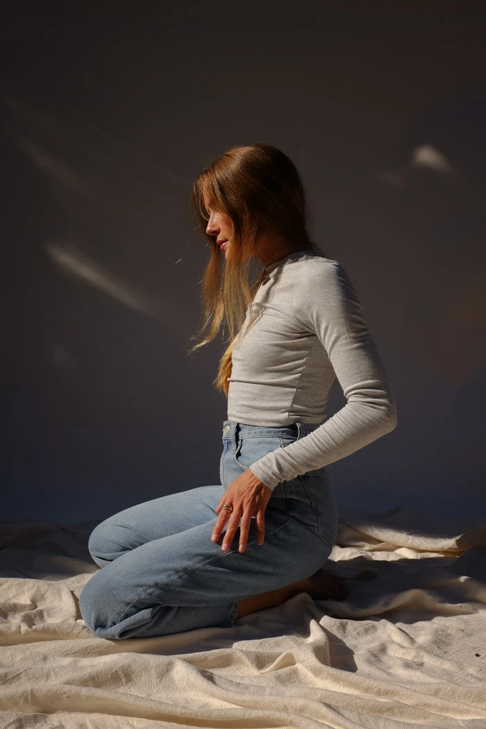 JOAH BROWN CROPPED CREW LONGSLEEVE 2 JOAH BROWN CROPPED CREW LONGSLEEVE