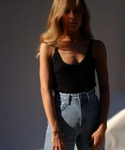 LACAUSA SPRING '22 MAYA RIBBED TANK TAR