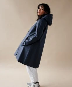 STUTTERHEIM MOSEBACKE RAIN JACKET NAVY