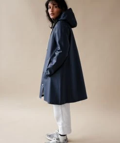 STUTTERHEIM MOSEBACKE RAIN JACKET NAVY