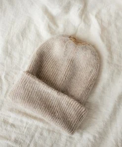 PIPE AND ROW SMITH BEANIE KHAKI NEW IN