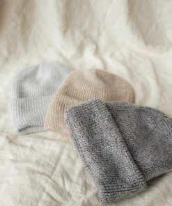 PIPE AND ROW NEW IN SMITH BEANIE LIGHT GREY