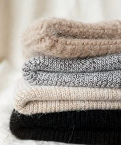 PIPE AND ROW SMITH BEANIE KHAKI NEW IN