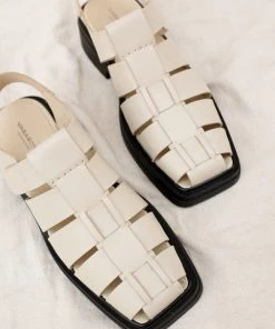 VAGABOND EYRA FISHERMAN SANDAL SPRING '22 12 VAGABOND EYRA FISHERMAN SANDAL SPRING '22