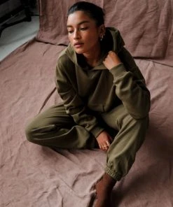 RICHER POORER SALE RECYCLED FLEECE JOGGER SWEATPANT OLIVE ARMY