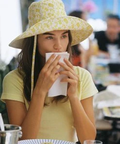 LACK OF COLOR HOLIDAY BUCKET HAT SUNSHINE BLOOM SPRING '22