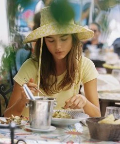 LACK OF COLOR HOLIDAY BUCKET HAT SUNSHINE BLOOM SPRING '22