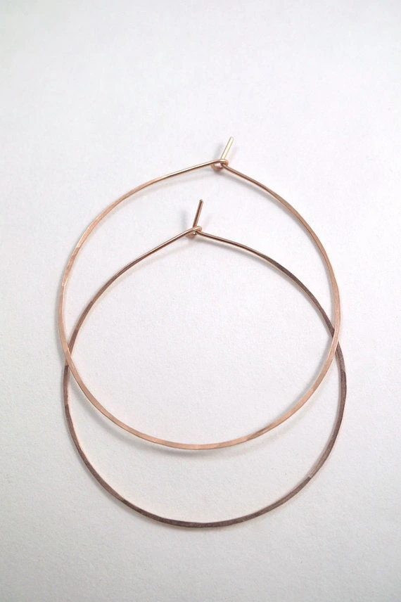 HANNAH NAOMI HAMMERED HOOP EARRINGS