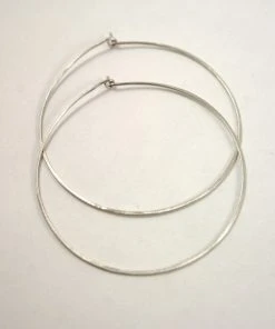HANNAH NAOMI HAMMERED HOOP EARRINGS