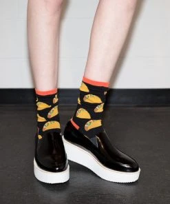 PIPE AND ROW TACO SOCKS NEW IN