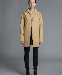 STUTTERHEIM STOCKHOLM RAIN JACKET SAND