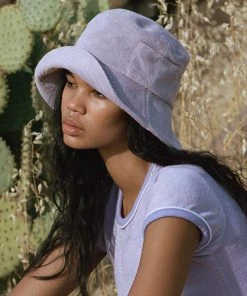 LACK OF COLOR WAVE BUCKET HAT SPRING '22