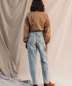 AGOLDE SPRING '22 CRISS CROSS JEANS SUBURBIA
