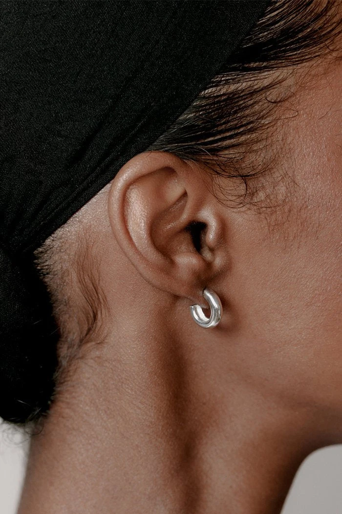 WOLF CIRCUS SPRING '22 ABBIE HOOPS