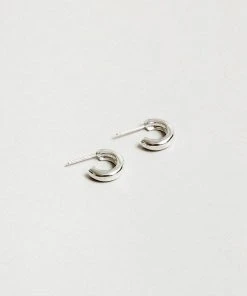 WOLF CIRCUS SPRING '22 ABBIE HOOPS