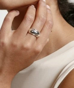 WOLF CIRCUS ANITA RING NEW IN