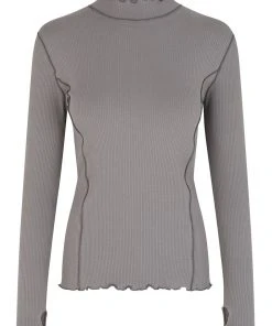 JUST FEMALE BEGIN BLOUSE