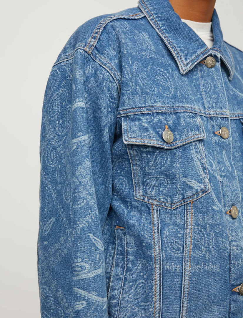 JUST FEMALE SWIFT JACKET SPRING '22 8 JUST FEMALE SWIFT JACKET SPRING '22