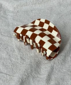 PIPE AND ROW SPRING '22 ASYMMETRICAL HAIR CLAW BROWN CHECK
