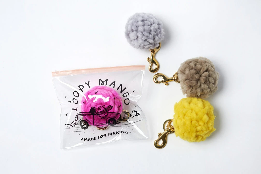 LOOPY MANGO POM POM KEYCHAIN DIY KIT MERINO NO. 5