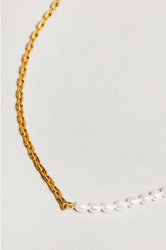 WOLF CIRCUS EFFY NECKLACE