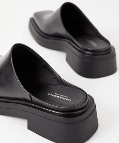 VAGABOND EYRA MULES SPRING '22