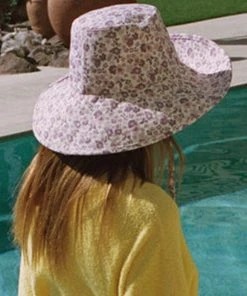 LACK OF COLOR HOLIDAY BUCKET HAT VIOLET BLOOM SPRING '22
