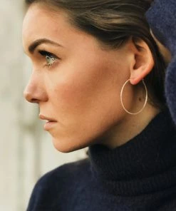 HANNAH NAOMI HAMMERED HOOP EARRINGS