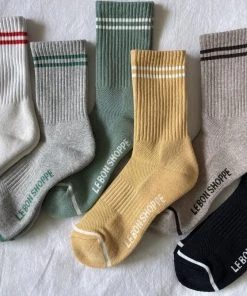 LE BON SHOPPE SPRING '22 BOYFRIEND SOCKS LIGHT GREY