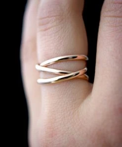 HANNAH NAOMI SUSTAINABILITY INFINITY SPIRAL RING ROSE GOLD
