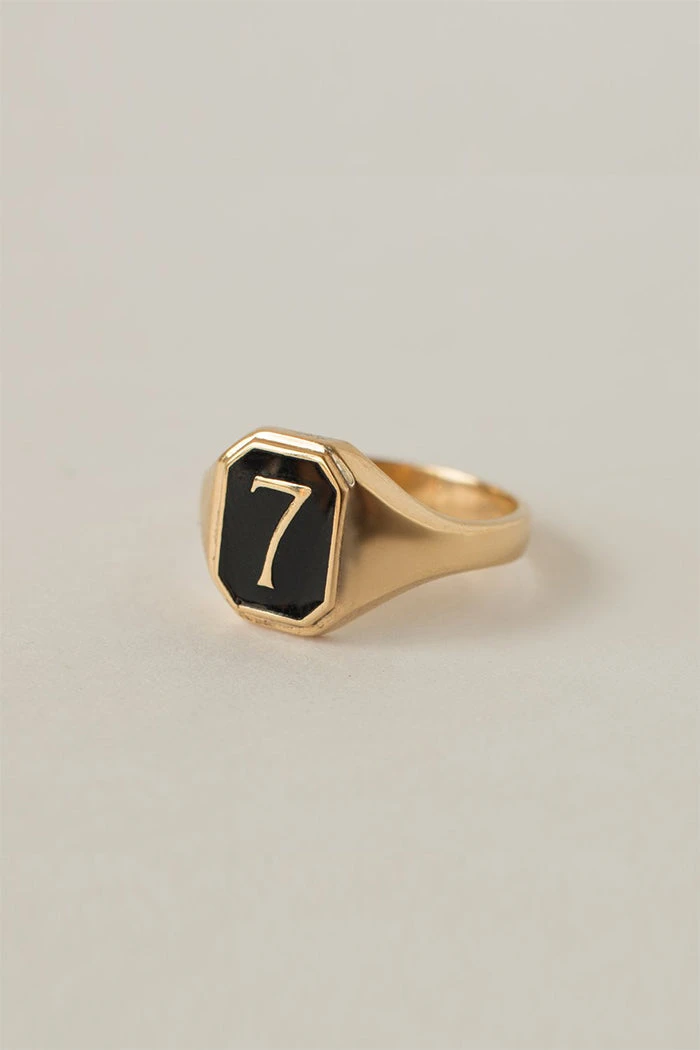 MEREWIF LUCKY 7 RING SPRING '22 1 MEREWIF LUCKY 7 RING SPRING '22