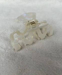 PIPE AND ROW ZIG ZAG HAIR CLAW