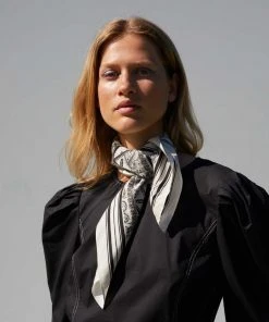 JUST FEMALE OTHER BLOUSE