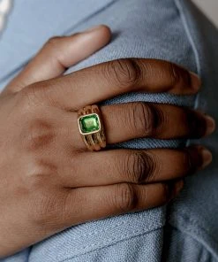 WOLF CIRCUS PENELOPE PERIDOT RECTANGLE RING