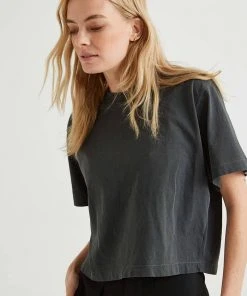 RICHER POORER SHORT SLEEVE CROP TEE STRETCH LIMO NEW IN