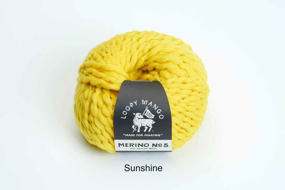 LOOPY MANGO POM POM KEYCHAIN DIY KIT MERINO NO. 5