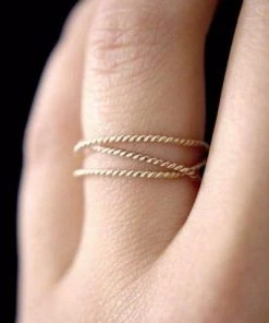HANNAH NAOMI TWISTED WRAPAROUND RING