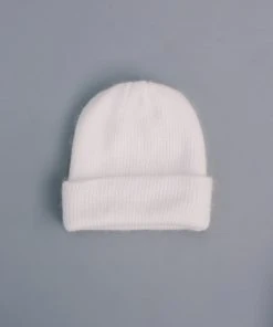 PIPE AND ROW STAPLES SMITH BEANIE WHITE
