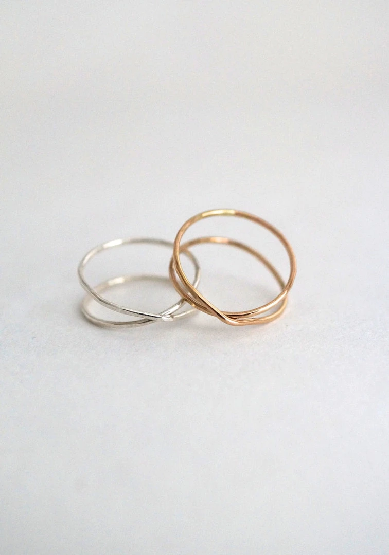 HANNAH NAOMI X STACKING RING